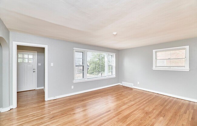 Foto del edificio - 7361 Melrose Ave