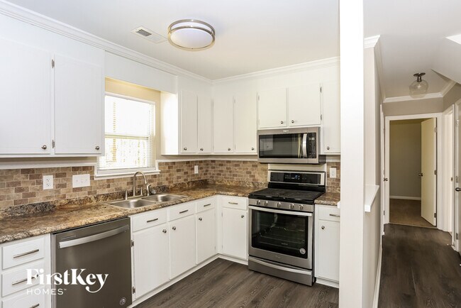 Building Photo - 4500 Hezekiah Pl