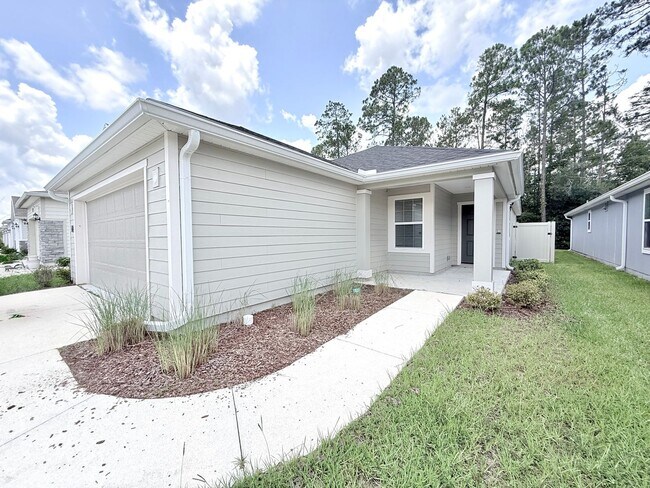 Building Photo - Beautiful 4BR Home with Open Floor Plan & Fully Fenced Backyard