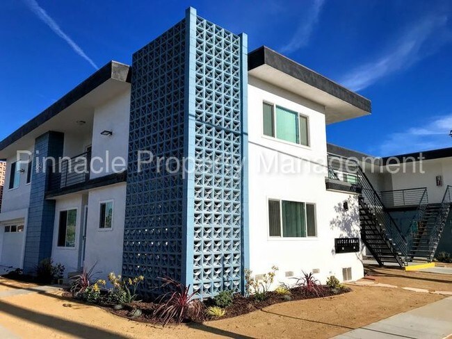 Building Photo - 4954 W 119th St