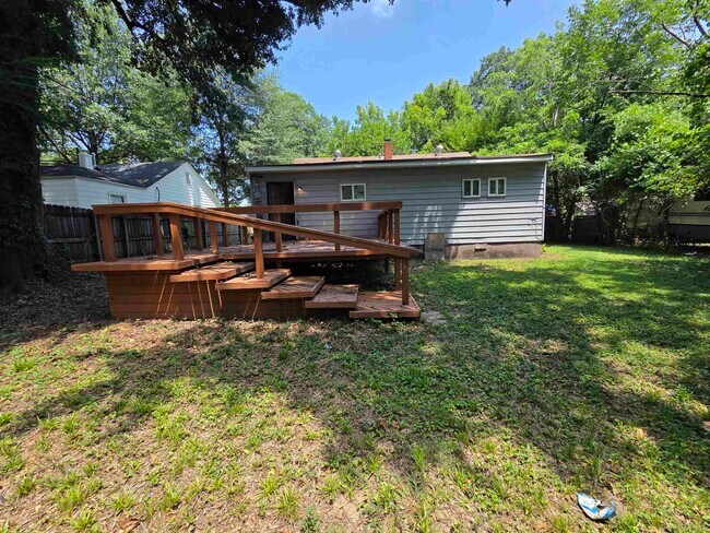Building Photo - 3447 Dunn Ave