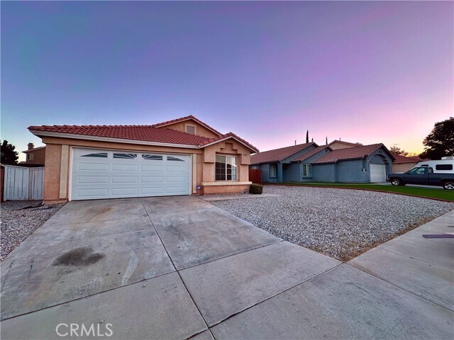 Building Photo - 13767 Sarracino Way