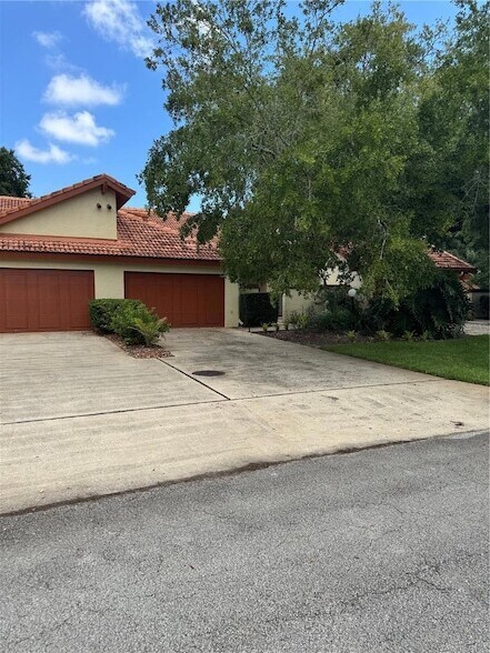 Foto principal - 21 Village Cir