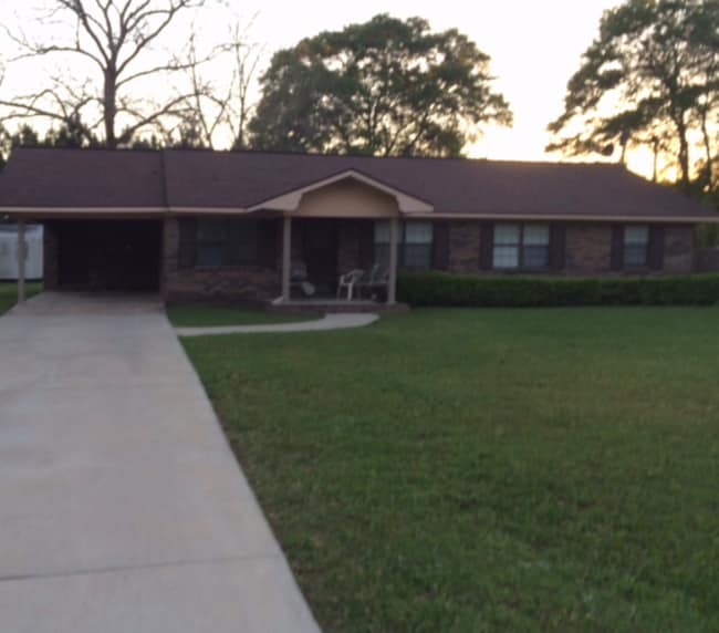 Building Photo - 155 Bell Dr