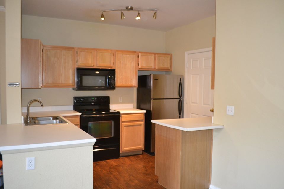 Foto principal - 5401 E Van Buren St