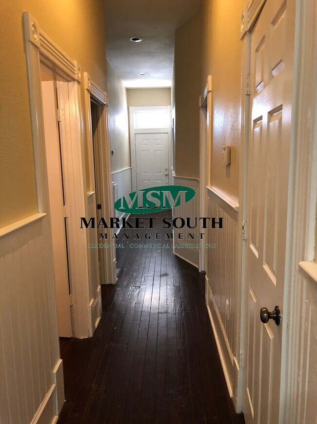 Foto del edificio - ~APPLICATION PENDING~Downtown/SCAD RENTAL