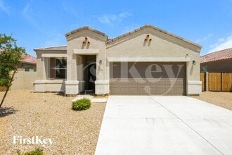 Building Photo - 11534 E Cliffrose Ln