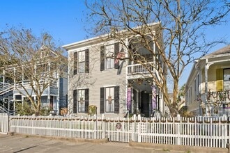 Building Photo - 1512 Rosenberg St