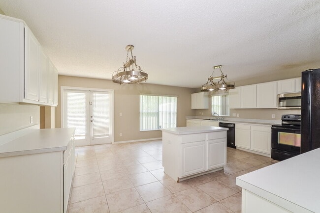 Foto del edificio - 1365 Dunbarton Ct