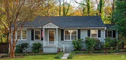 Building Photo - 2018 Atascadero Dr