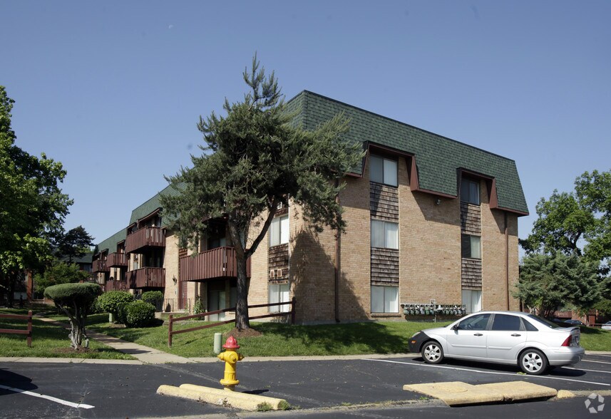Hillcrest Apartments Rentals Saint Louis, MO