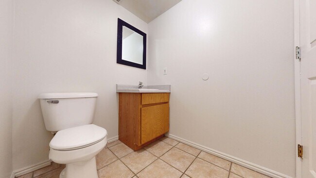 Building Photo - 294 E Cobblecreek Dr