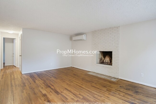 Building Photo - 5853 SW Oleson Rd