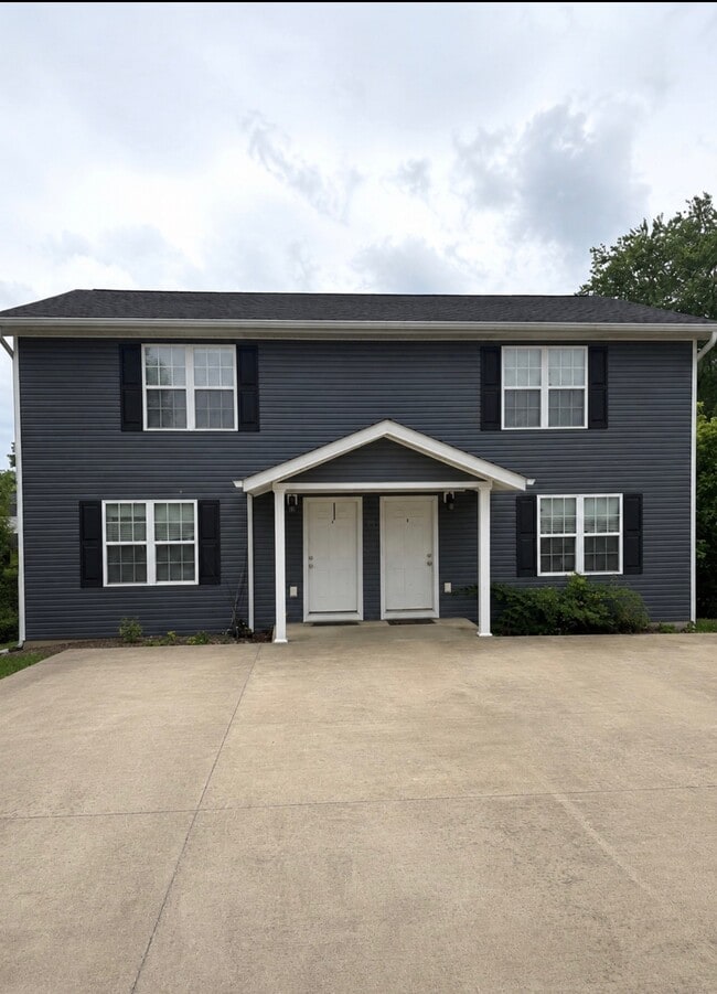 Building Photo - 33 Weesner Dr