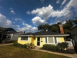 Building Photo - 4614 Olivia Ave