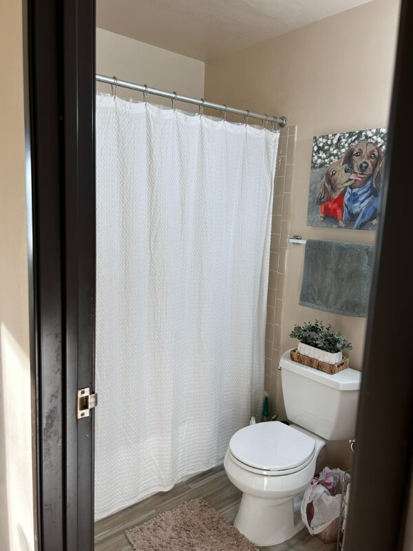 Building Photo - 708 Court of Birch