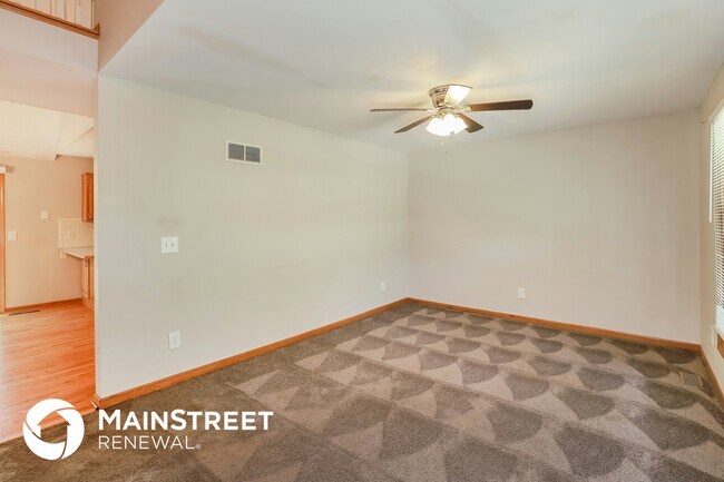 Foto del edificio - 3545 SW Harbor Dr