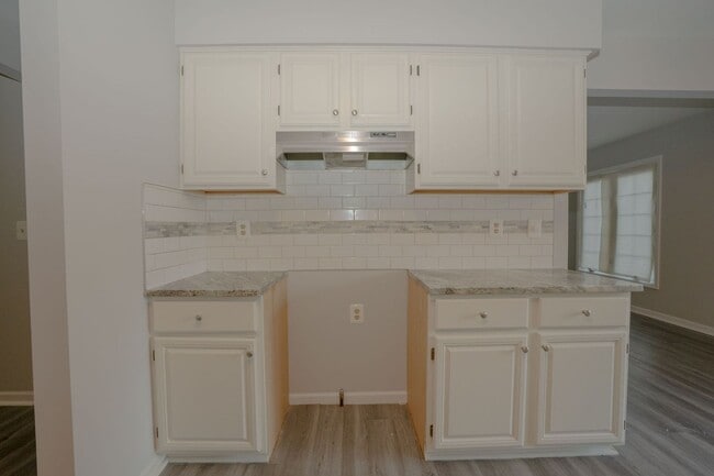 Building Photo - Got to see!  Two bedroom brick ranch style...