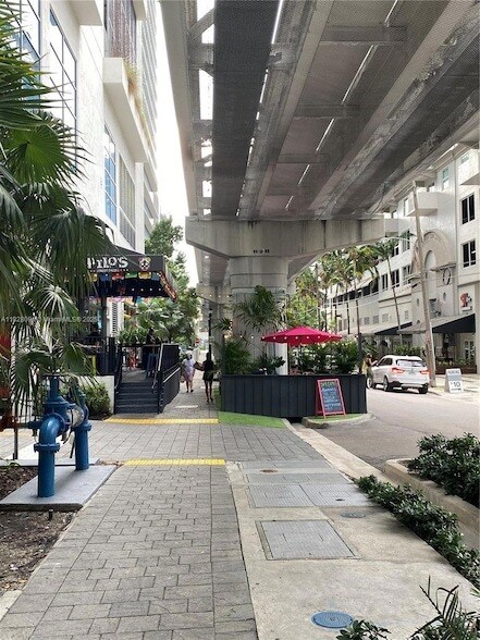 Foto del edificio - 1100 S Miami Ave