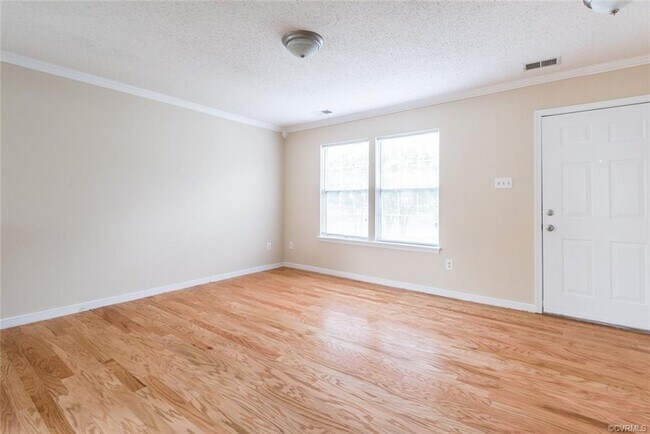 Building Photo - 10700 Oceana Ct