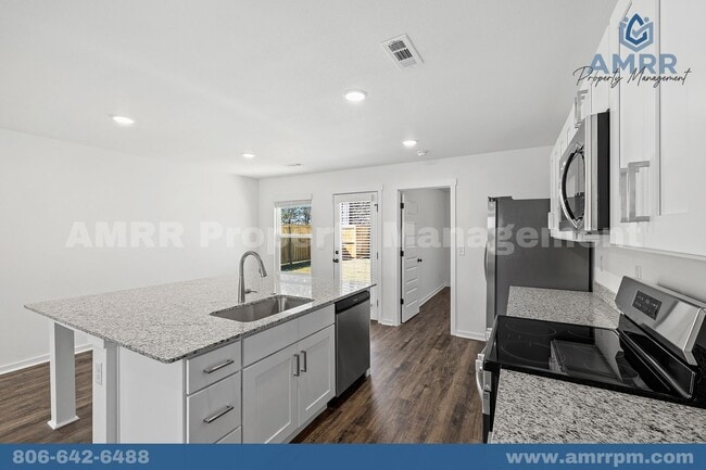 Building Photo - Cozy 3-Bedroom Home – Perfect for Modern L...