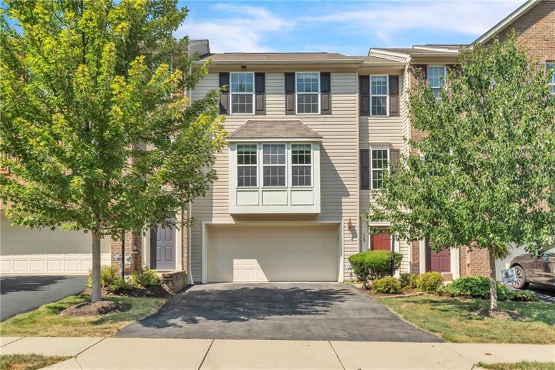 Primary Photo - 305 Broadstone Dr