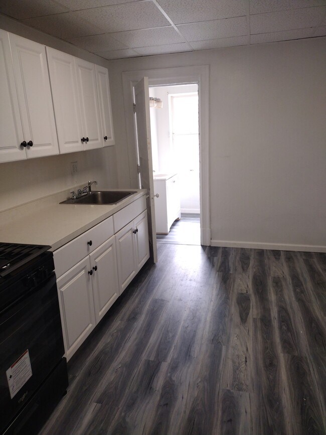 359 3rd St, Pitcairn, PA 15140 House Rental in Pitcairn, PA