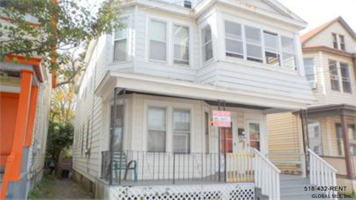 Primary Photo - 24 Benson St
