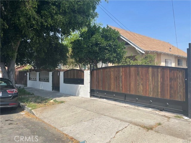 Foto del edificio - 793 E 47th St