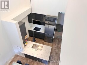 Building Photo - 10-10 Beausoleil Ln