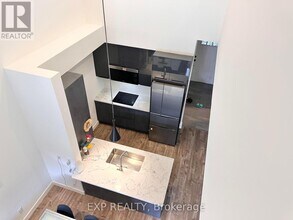 Building Photo - 10 Beausoleil Ln