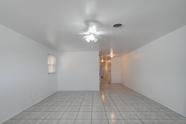 Building Photo - 4432 29th St