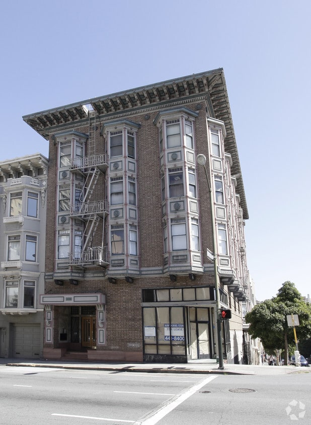 Building Photo - 1185 Pine St