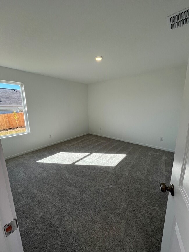 Building Photo - 1209 Moraine Pl