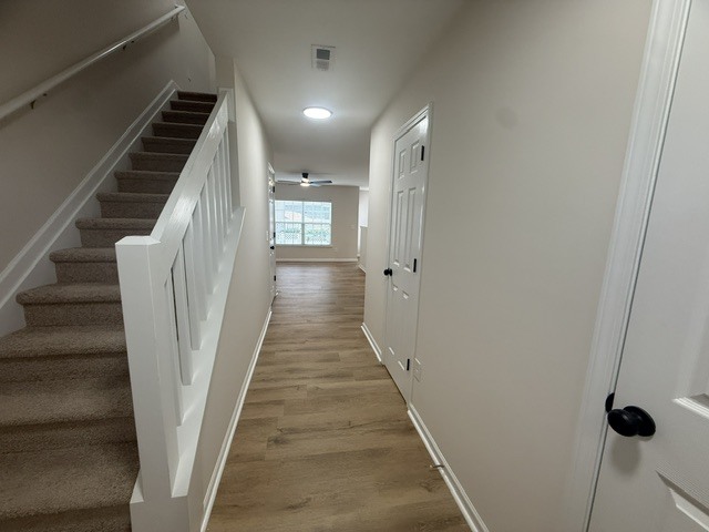 Building Photo - 116 Goldfinch Ave