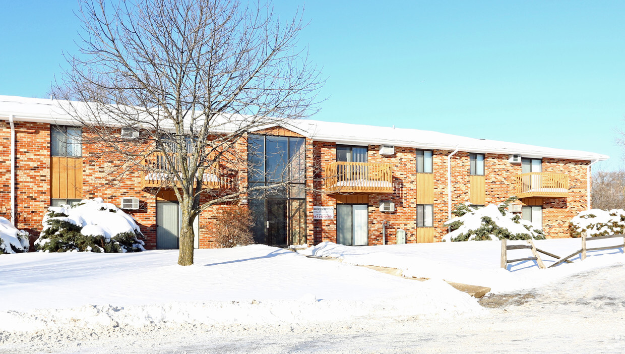 Building Photo - Cedar Bend Apartments