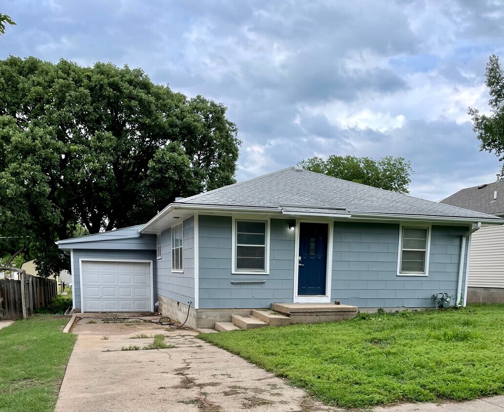 717 E 7th St, Wellington, KS 67152 House Rental in Wellington, KS