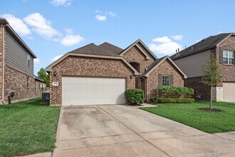 Building Photo - 15706 Summer Maple Trl