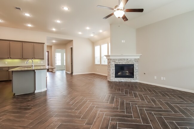 Foto del edificio - 2530 Duke Heights Ln