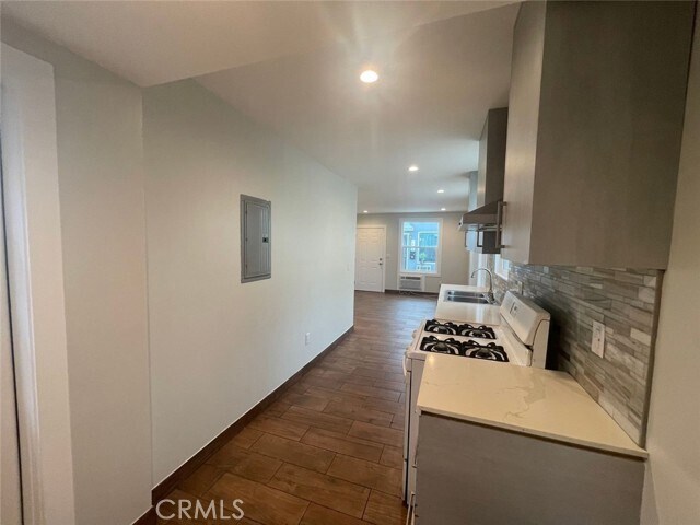 Foto del edificio - 1413 E 53rd St