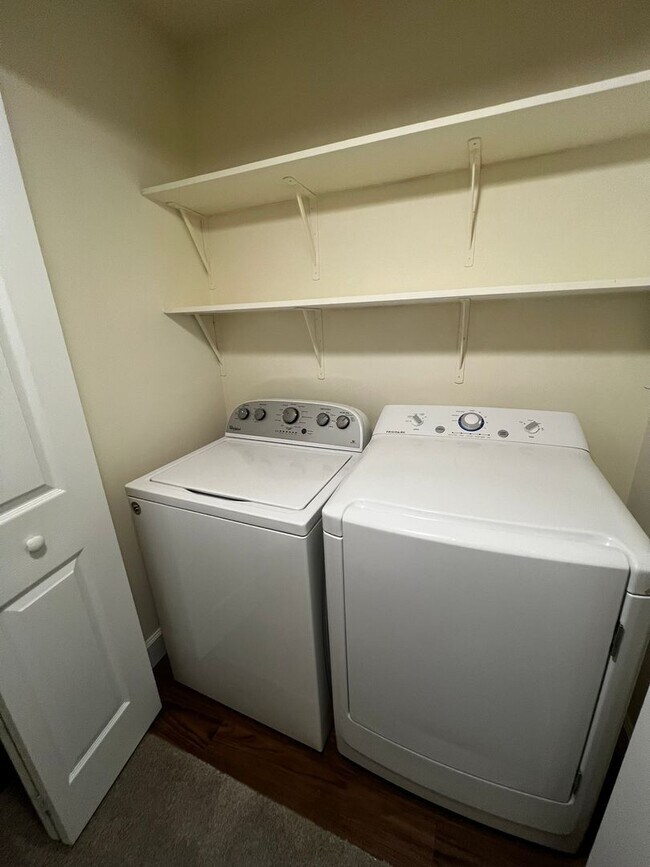 Interior Photo - Apartments at Sunset