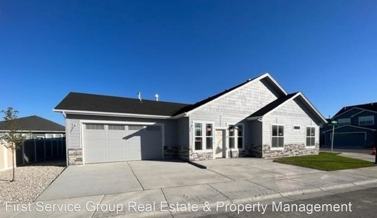 3 br, 2 bath House 12450 Nabesna House Rental in Star, ID