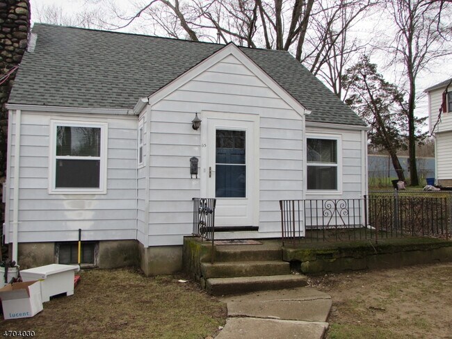 Building Photo - 65 Glenwood Ave