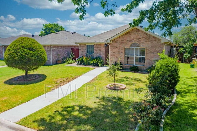 Foto del edificio - 1175 Meadows Dr