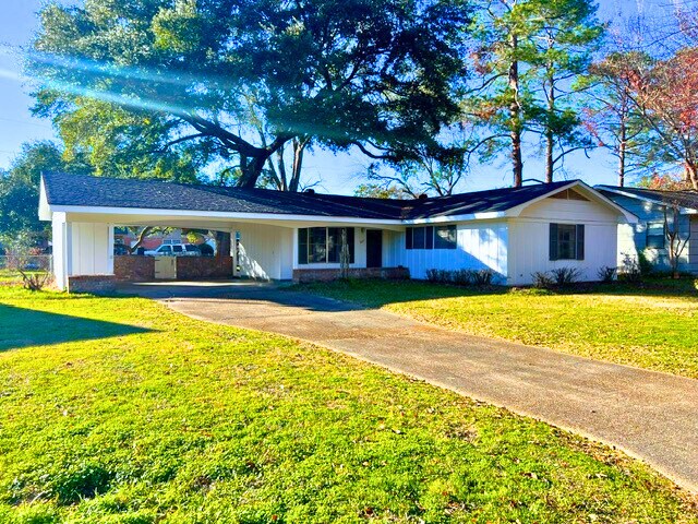 Foto del edificio - 5027 Ashley Dr