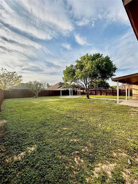 Foto del edificio - 24 Whitewing Dr