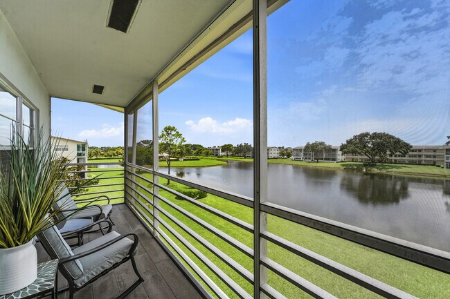 Building Photo - 368 Mansfield Dr