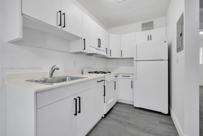 Photo - 740 84th Street House