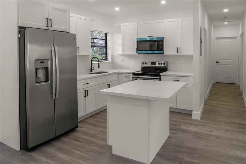 Primary Photo - 2724 SW 34th Ct