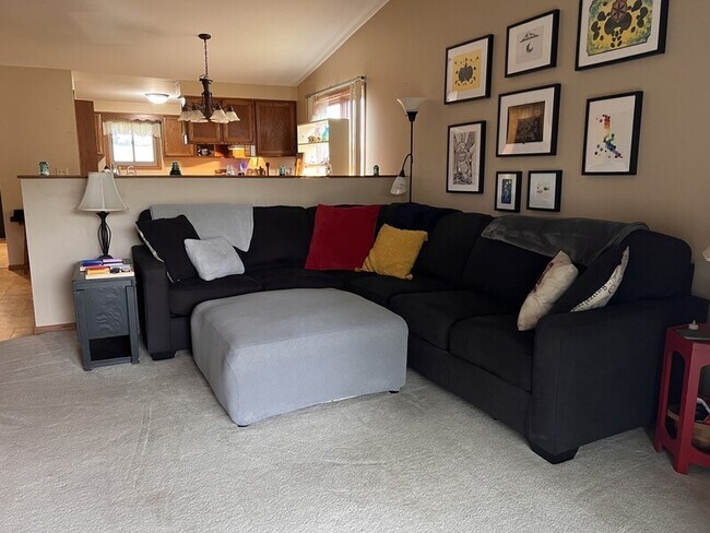 Foto del edificio - 1265 Brookwood Dr